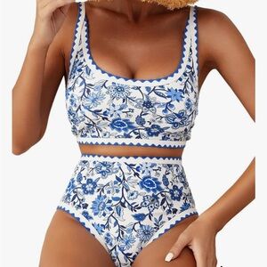 NWOT 2 piece blue floral bikini